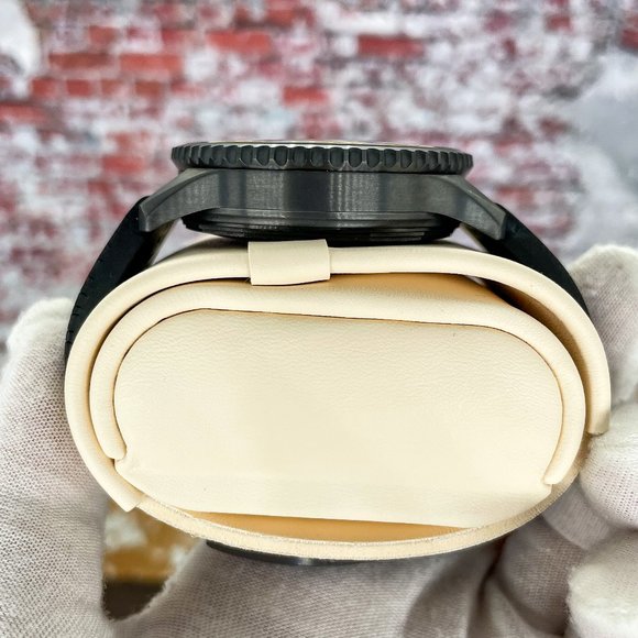 Breitling Navitimer Chronograph B01 Limited Edition Black Steel - 46mm – MB0128 - Picture 6 of 16